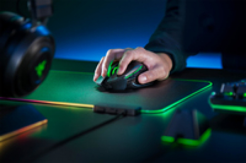 Razer Basilisk Ultimate Gaming Mouse Wireless RF 20.000 DPI RGB mit Dock