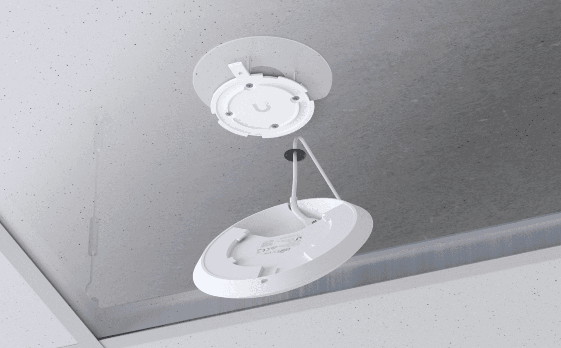 Ubiquiti U6+ WLAN Access Point, Wi‑Fi 6 (802.11ax) Dual-Band 2,4/5 GHz, 2402 Mbit/s, PoE, Deckenmontage, Weiß