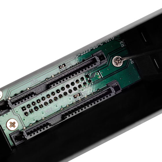 SilverStone SST-FS202B Festplatten-Backplane 2x2,5" in 3,5" Einschub, Aluminium, Schwarz, 6 Gbit/s, Schloss, LED, Hot-Swap