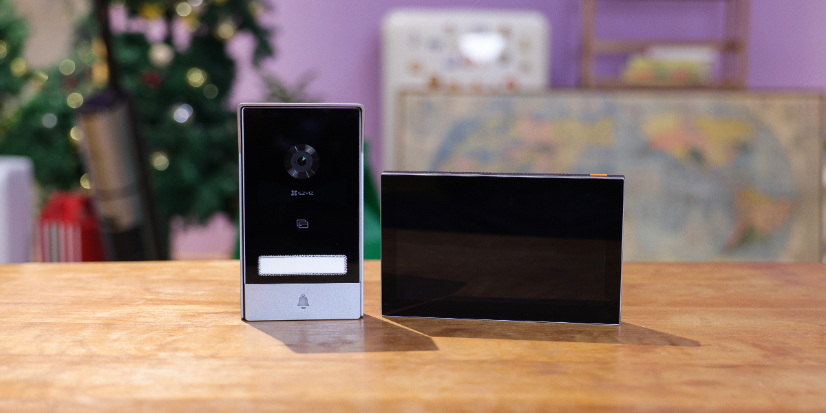 EZVIZ CS-HP7-R100-1W2TFC Video-Zugangssystem 7" Innenstation, WLAN, Nachtsicht 6 m, 2‑Way Audio, MicroSD, Schwarz/Silber, EU