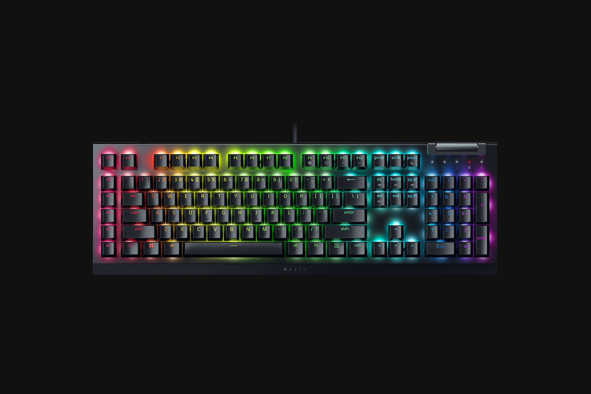 Razer BlackWidow V4 X Tastatur Gaming USB QWERTY Nordisch Schwarz - (NORDIC Layout - QWERTY)