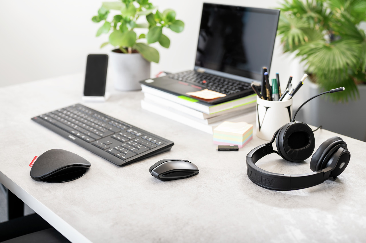 CHERRY GENTIX BT Maus Gaming Beidhändig Bluetooth Optisch 2000 DPI