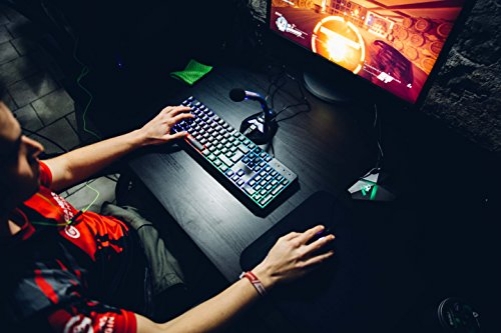 KLIM Chroma RGB Gaming Tastatur wasserdicht für PC MAC PS4 DE-Layout