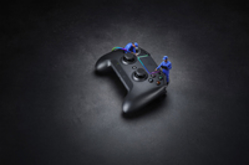 Razer Raiju Ultimate Gaming Controller Gamepad Wireless BT + USB Chroma RGB for PS4 PC Black