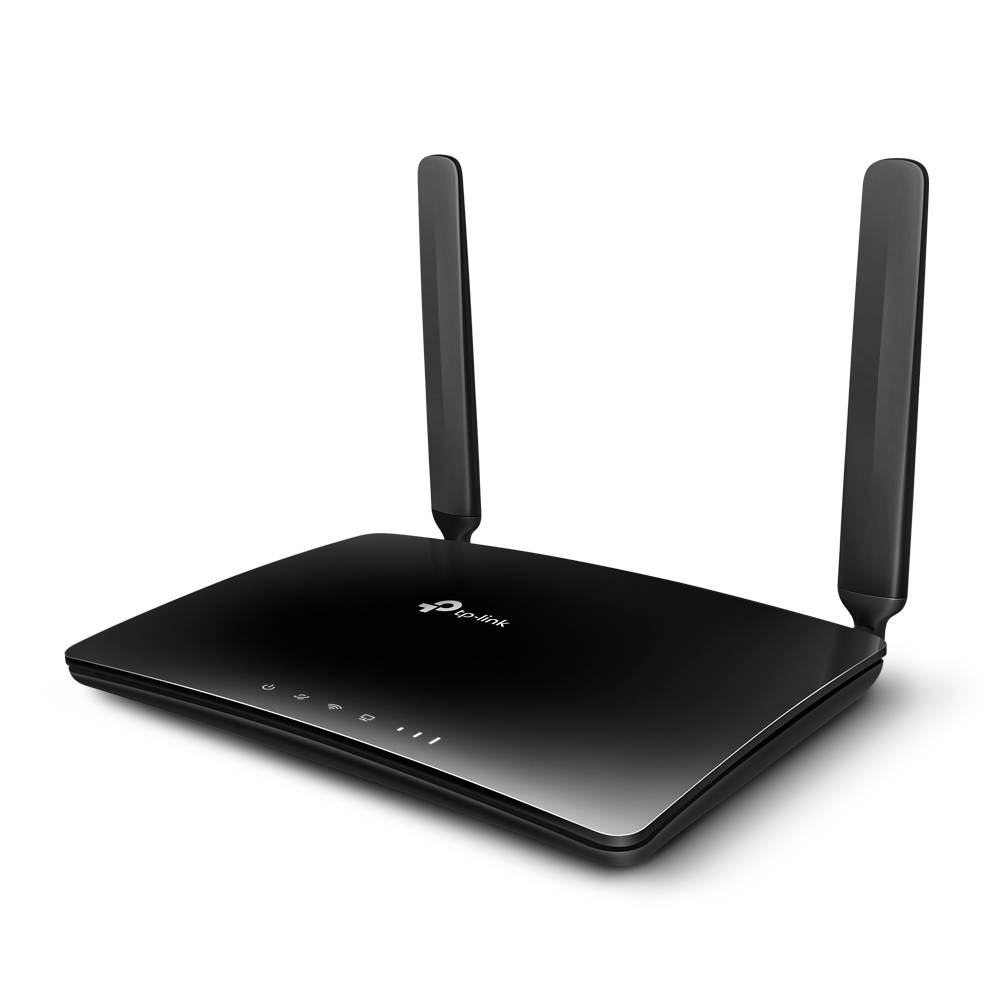TP-Link TL-MR6400 WLAN Cat4 + N300 Mbps 4G LTE Router (150 Mbit/s im Download, 300 Mbit/s 2,4GHz), schwarz & Amazon Basics Ethernetkabel Cat6, knickgeschützt, 15 ft/4.6 m, 5 Stück, Schwarz