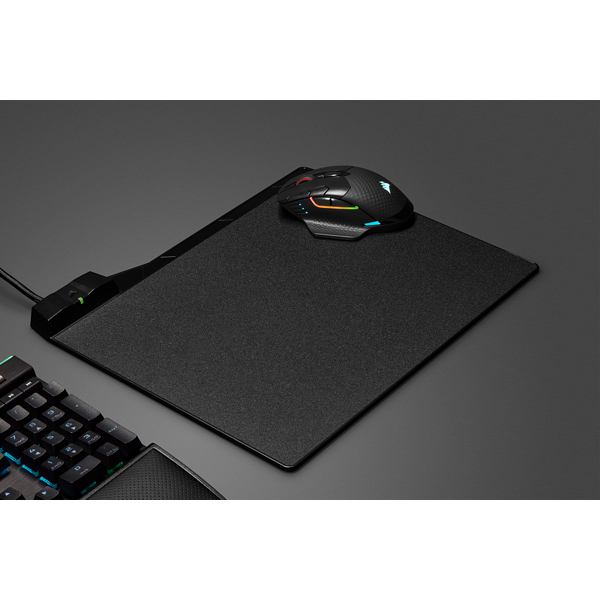Corsair DARK CORE RGB SE Maus Gaming rechts RF Wireless + Bluetooth + USB Type-A Optisch 18000 DPI Corsair DARK CORE RGB SE Maus Gaming rechts RF Wireless + Bluetooth + USB Type-A Optisch 18000 DPI