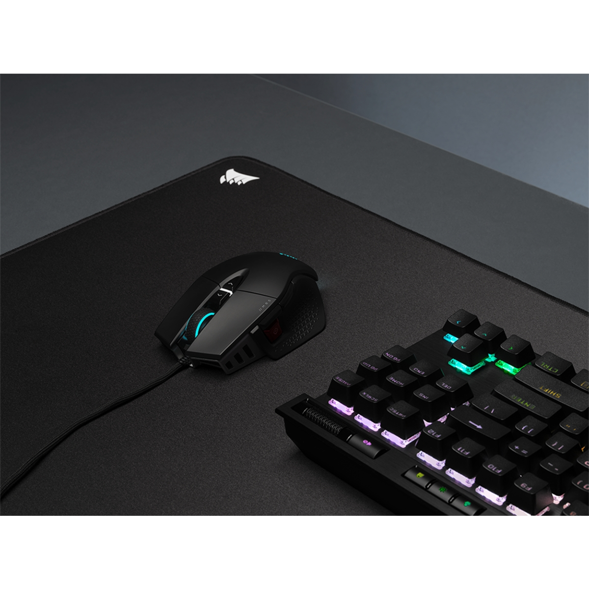Corsair M65 RGB ULTRA Maus Gaming rechts USB Typ-A Optisch 26000 DPI Corsair M65 RGB ULTRA Maus Gaming rechts USB Typ-A Optisch 26000 DPI