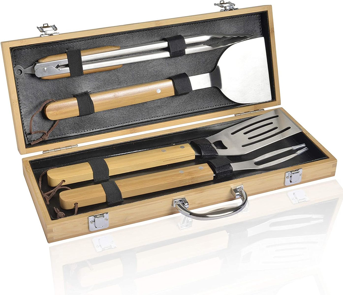 Mastrad F19266 Grill cutlery set (4 pieces) - made of bamboo and stainless steel - barbecue accessories with barbecue tongs, barbecue turner and meat fork - in practical wooden case