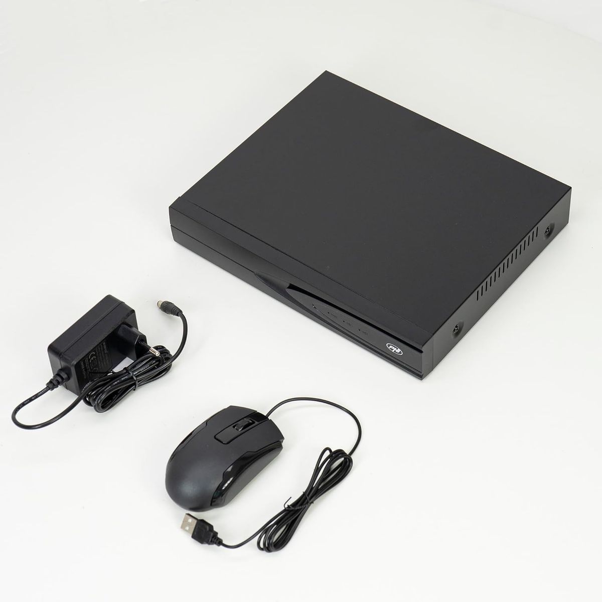 PNI PNI-IP816 NVR 16-Kanal Netzwerkrekorder, 4K (8MP/5MP), H.265, HDMI & VGA-Ausgang, USB-Backup, 8 TB, 12V 15W, EU