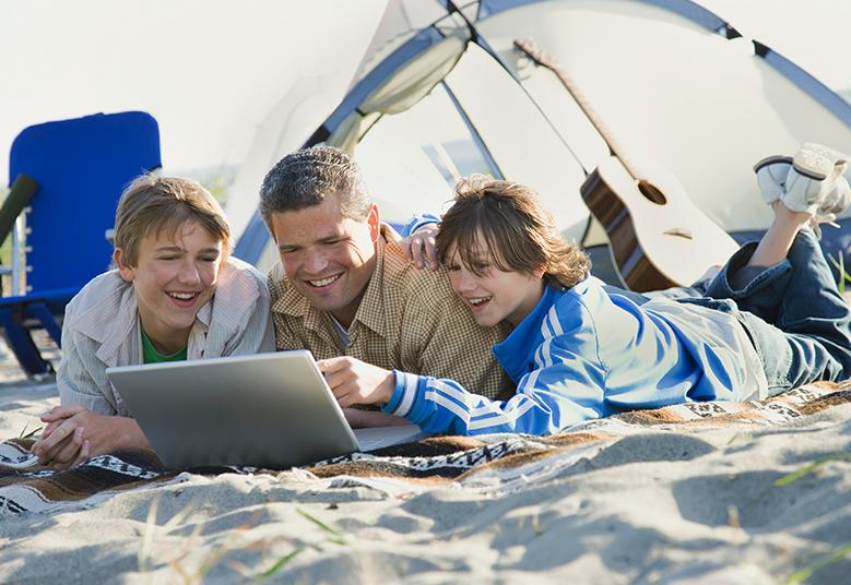 Netgear 6000451 Externe 5G MIMO SMA-/TS9-Antenne (bis zu 2,5 dBi Signalverstärkung für 5G/4G Mobile Hotspots und LTE Router, 4G/5G Antenne, Kabellänge 100 cm mit 2X TS-9 oder SMA-Anschlüssen)