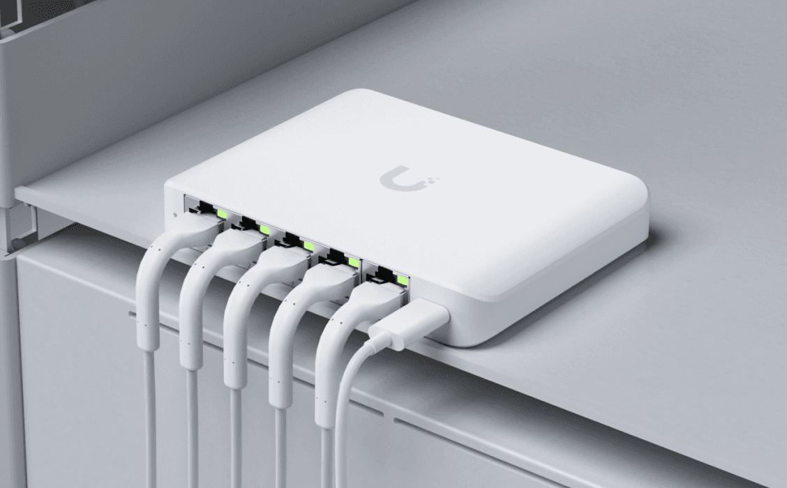 Ubiquiti USW-FLEX-2.5G-5 UniFi Flex Mini 2.5G Managed 5-Port Switch PoE Desktop 2.5GBASE-T USB-C Weiß