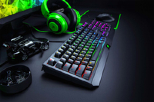 Razer BlackWidow Gaming Keyboard Green Switches Chroma RGB DEU Layout QWERTZ