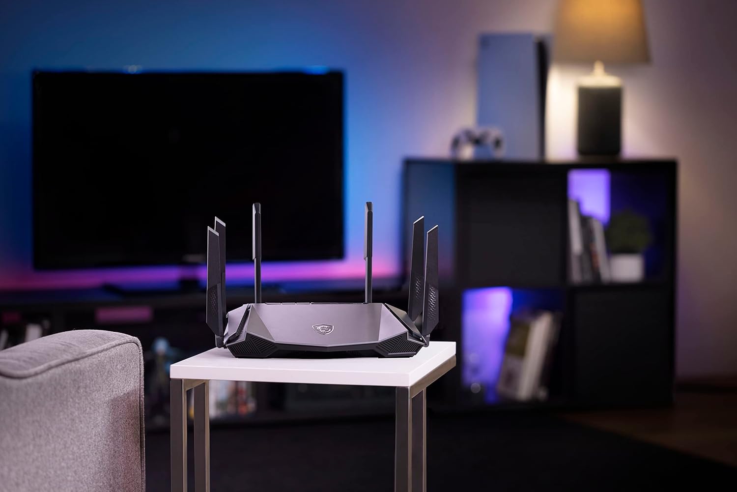 MSI GRAX66 RadiX AX6600 Tri-Band WiFi 6 Gaming Router, AX6600 6600 Mbit/s, 2.5G WAN/LAN, 4x 1G LAN, USB 3.0, AI QoS, MU-MIMO, WPA3, EU