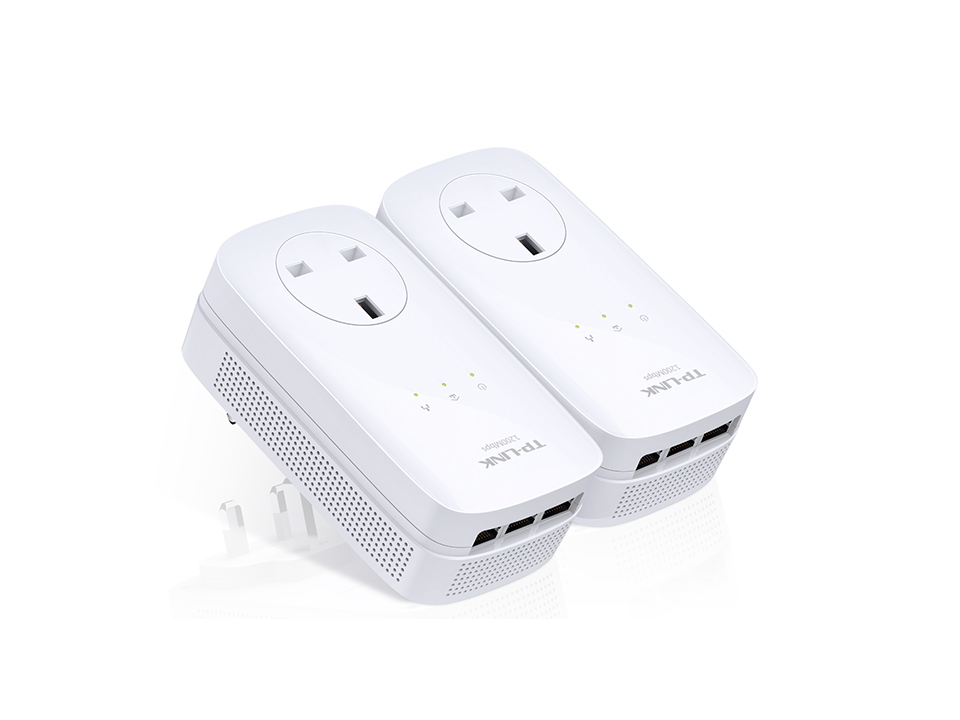 TP-Link AV1200 3-port Gigabit Passthrough Powerline Starter Kit