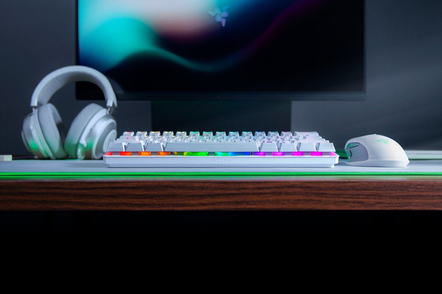Razer Huntsman Mini Gaming Keyboard Optical Purple Switches Chroma RGB DE-Layout