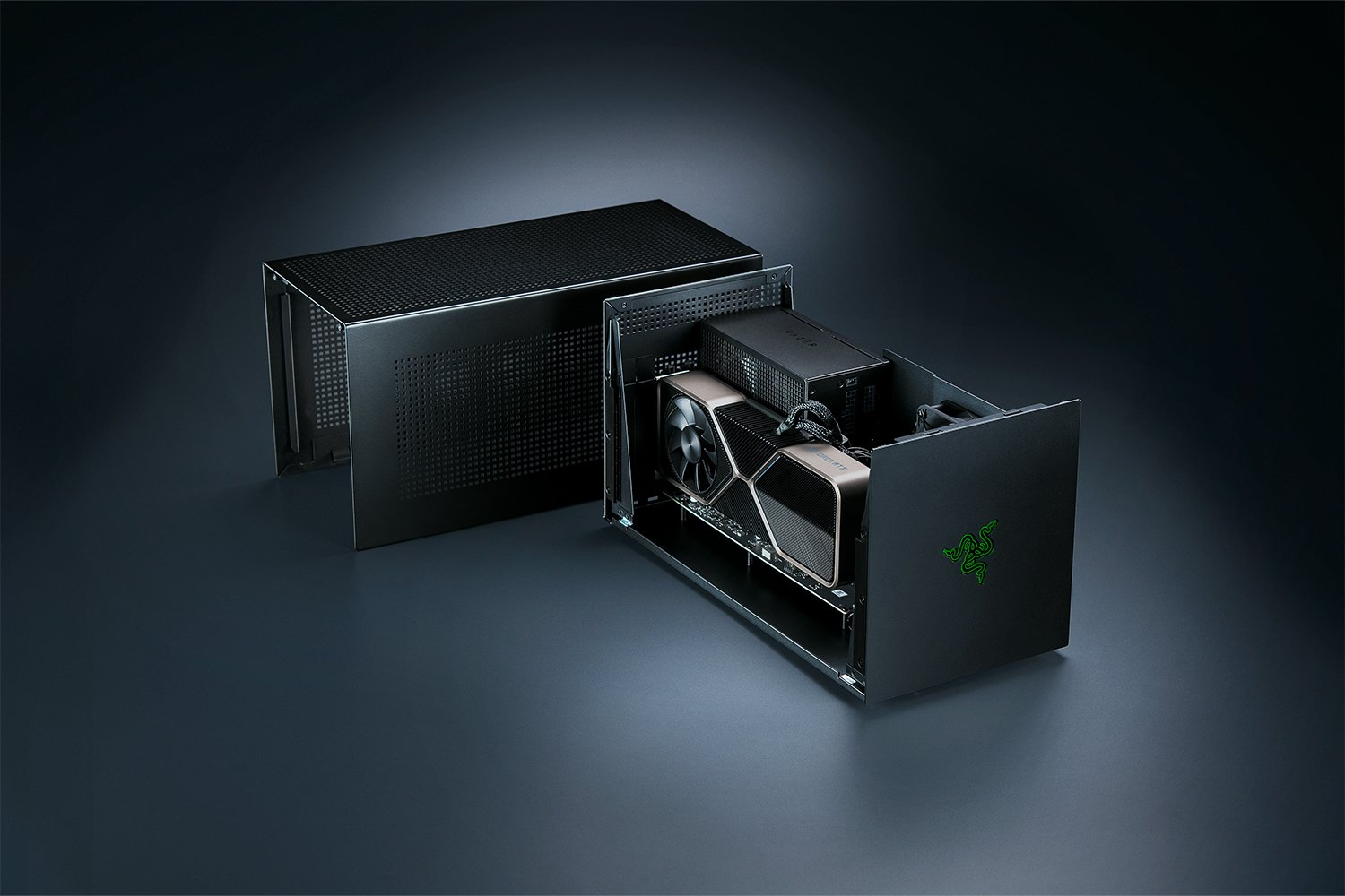 Razer Core X V2 Externes Grafikgehäuse für Thunderbolt-Laptops, Belüftetes Stahlgehäuse, Unterstützt PCIe-Grafikkarten bis 3,5 Slots, Schwarz
