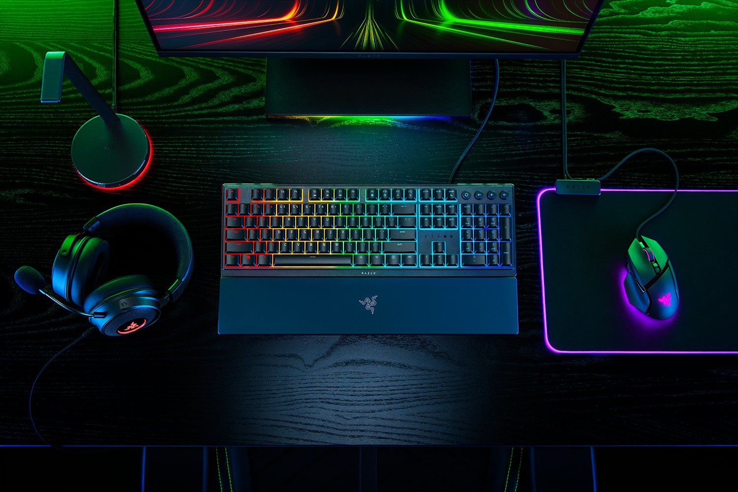 Razer Ornata V3 Gaming Keyboard Media Buttons Mecha-Membrane Switches RGB DEU Layout QWERTZ