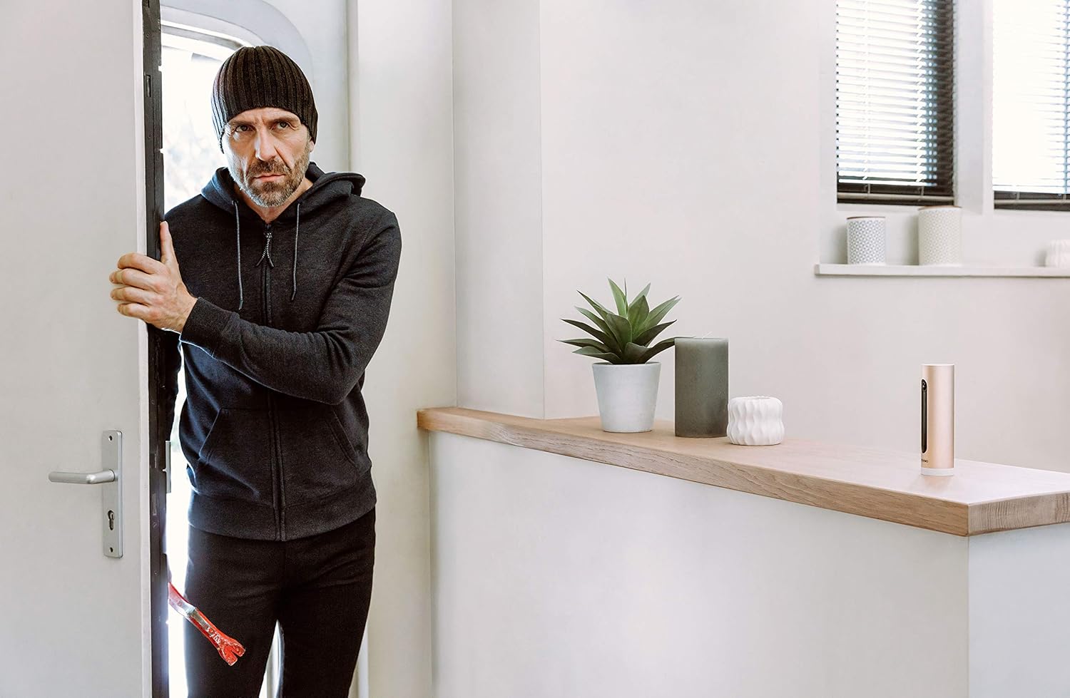 Netatmo NSC01-AMZ Smarte Innen-Überwachungskamera, WLAN 2,4 GHz, Full HD 1080p, 130° Blickwinkel, Nachtsicht, Bewegungserkennung, MicroSD bis 32 GB, Ohne Abo