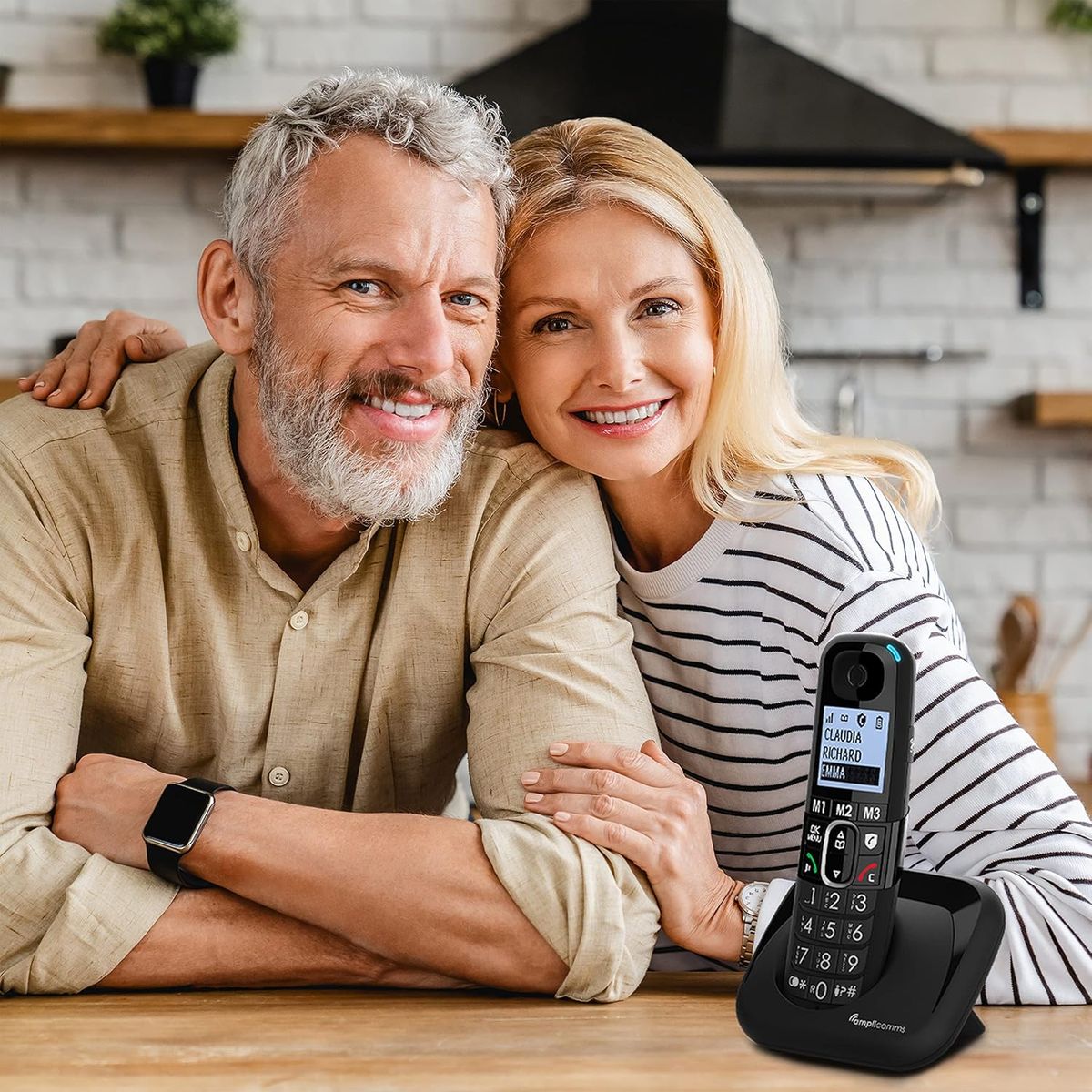 Amplicomms BigTel 1580 Kombi-Set schnurgebundenes Großtastentelefon mit schnurlosem DECT-Telefon, Anrufbeantworter, Audio-Boost, lauter Klingelton