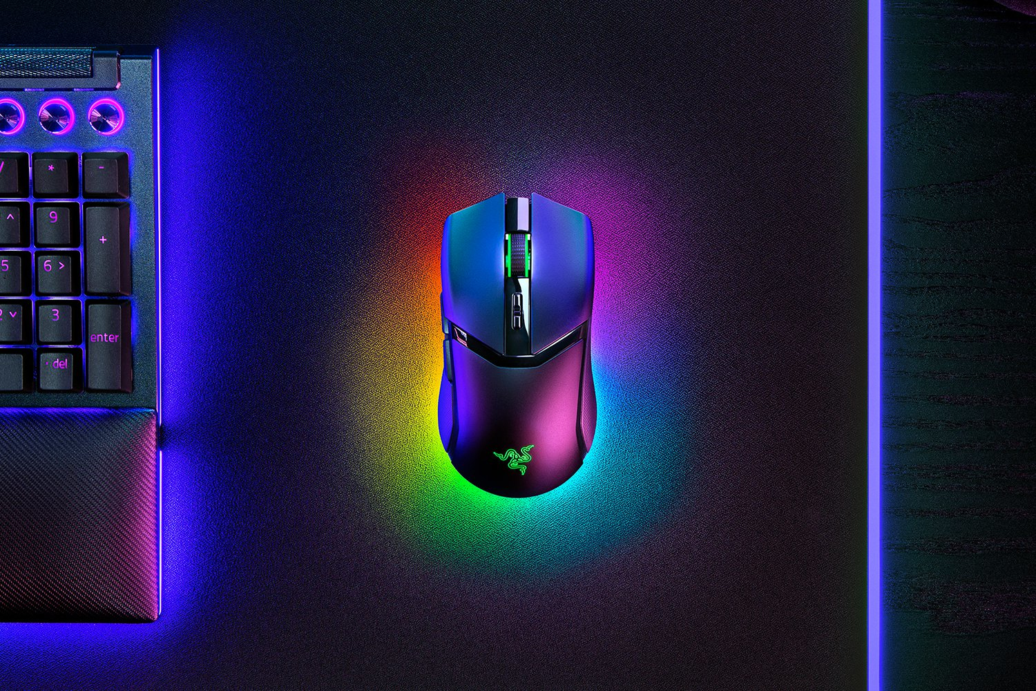 Razer Cobra Pro Gaming Mouse Wireless RF + USB-C 30.000 DPI Ambidextrous Chroma RGB mit Unterbodenbeleuchtung Black