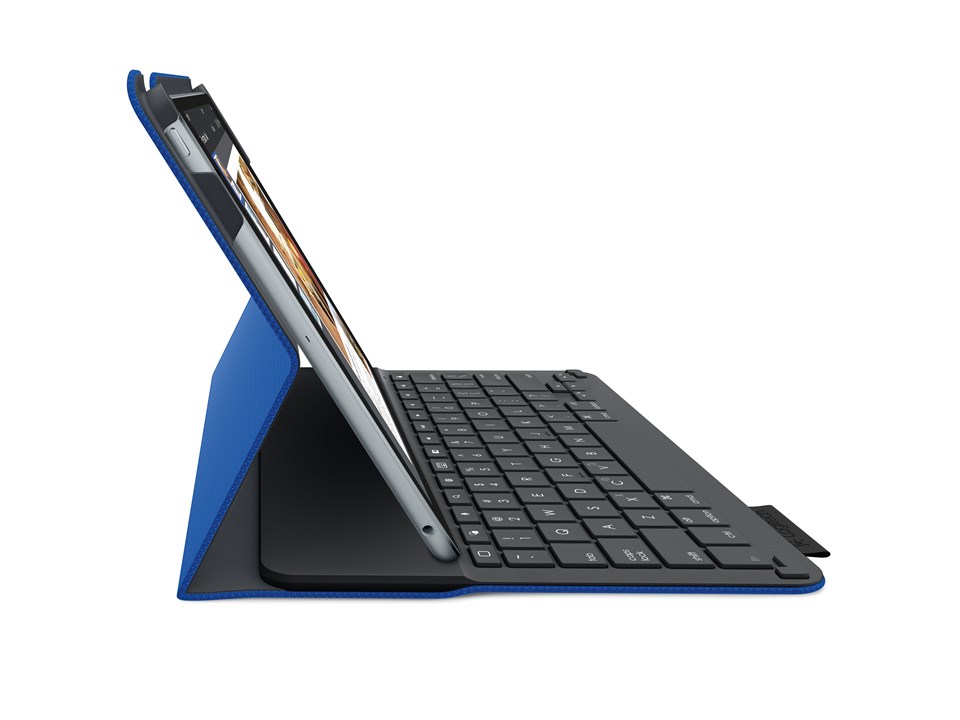 Logitech Type + Protective case with integrated keyboard for iPad (NORDIC Layout - QWERTY)