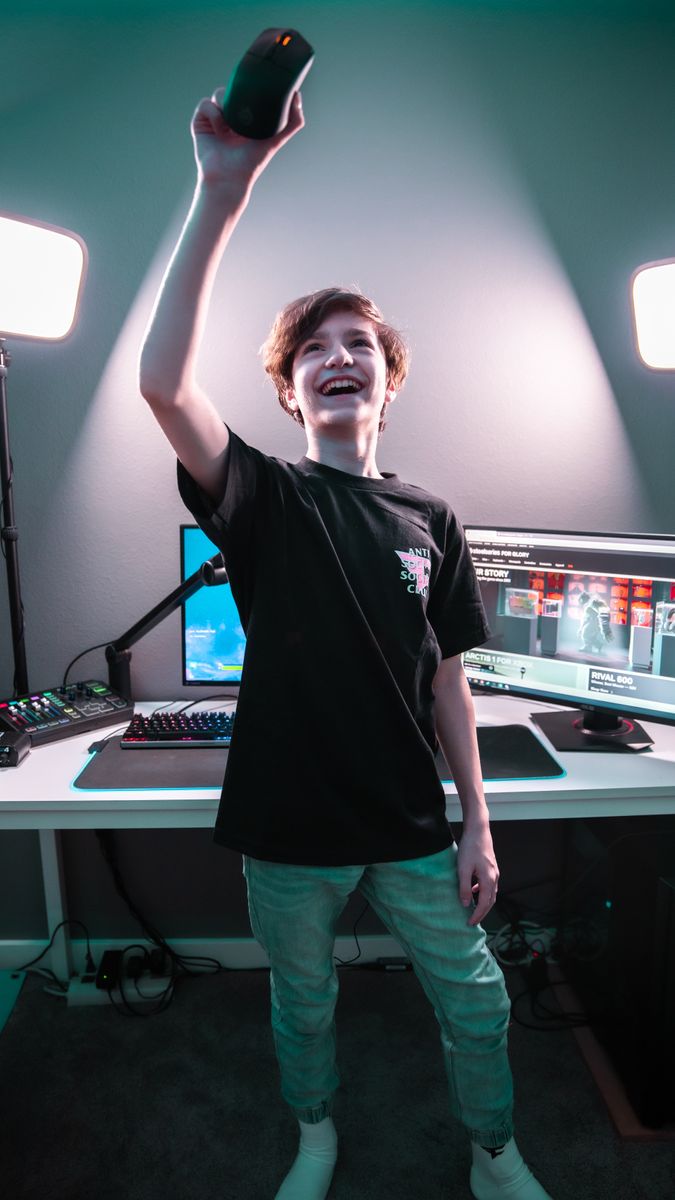 Steelseries Rival 3 Wireless Maus Gaming rechts RF Wireless + Bluetooth Optisch 18000 DPI