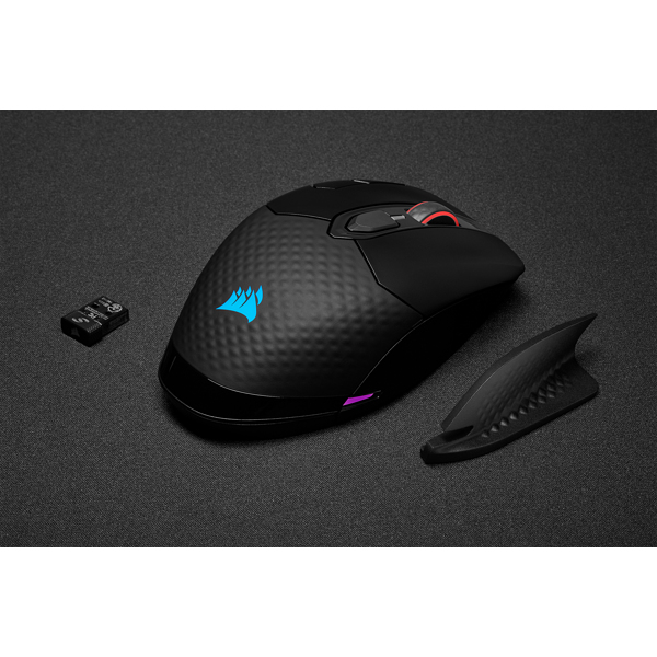 Corsair DARK CORE RGB PRO Maus Gaming rechts RF Wireless + Bluetooth + USB Type-A Optisch 18000 DPI Corsair DARK CORE RGB PRO Maus Gaming rechts RF Wireless + Bluetooth + USB Type-A Optisch 18000 DPI