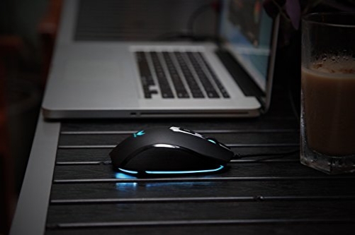 rapoo VPRO V210 Optische 3.000 DPI Ergonomische Gaming Maus mit Beleuchtung