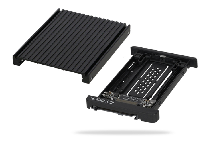 ICY DOCK EZConvert MB705M2P-B - M.2 NVMe PCIe 3.0/4.0 SSD zu 2,5 Zoll SFF-8639 NVMe U.2 SSD Format Konverter/Adapter mit integriertem Kühlkörper