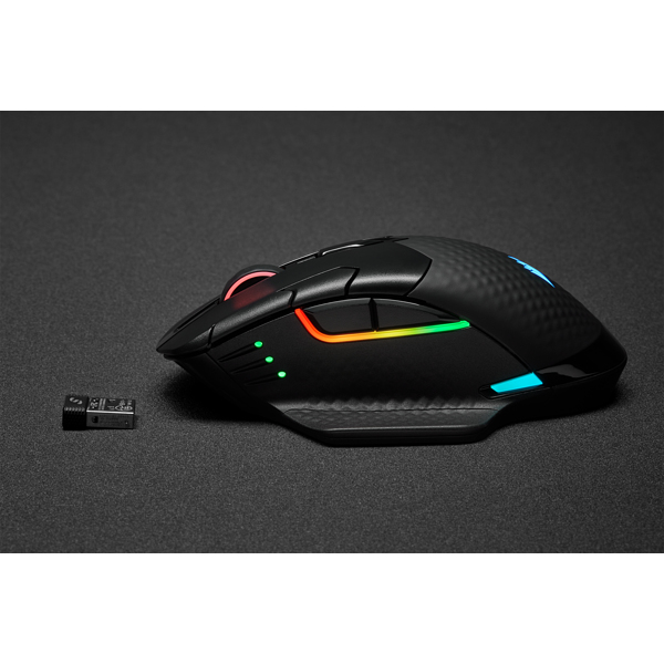 Corsair DARK CORE RGB PRO Maus Gaming rechts RF Wireless + Bluetooth + USB Type-A Optisch 18000 DPI Corsair DARK CORE RGB PRO Maus Gaming rechts RF Wireless + Bluetooth + USB Type-A Optisch 18000 DPI