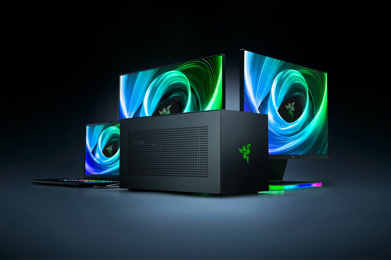 Razer Core X V2 Externes Grafikgehäuse für Thunderbolt-Laptops, Belüftetes Stahlgehäuse, Unterstützt PCIe-Grafikkarten bis 3,5 Slots, Schwarz