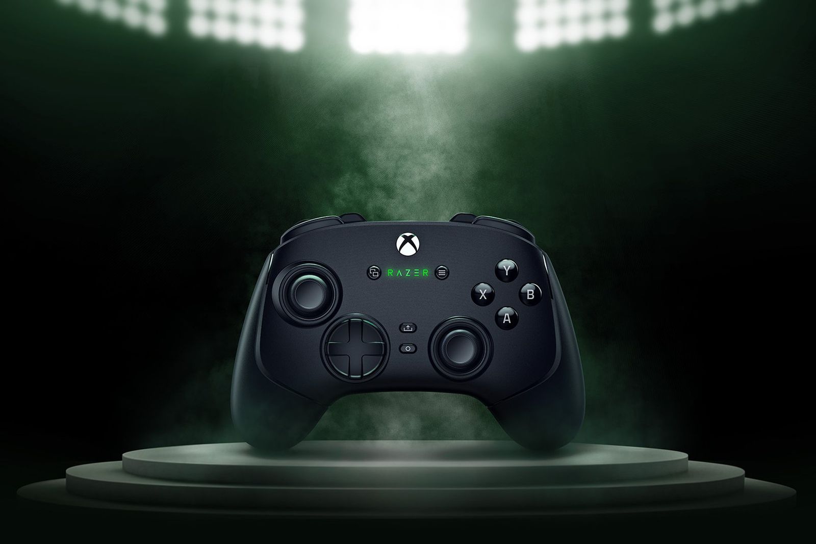 Razer Wolverine V3 Pro - Kabelloser Esports Controller für Xbox & PC (HyperSpeed Wireless, Mecha Tactile Action Buttons, Anti-Drift Hall Effect Analog Sticks, haptische Vibrationen) Schwarz