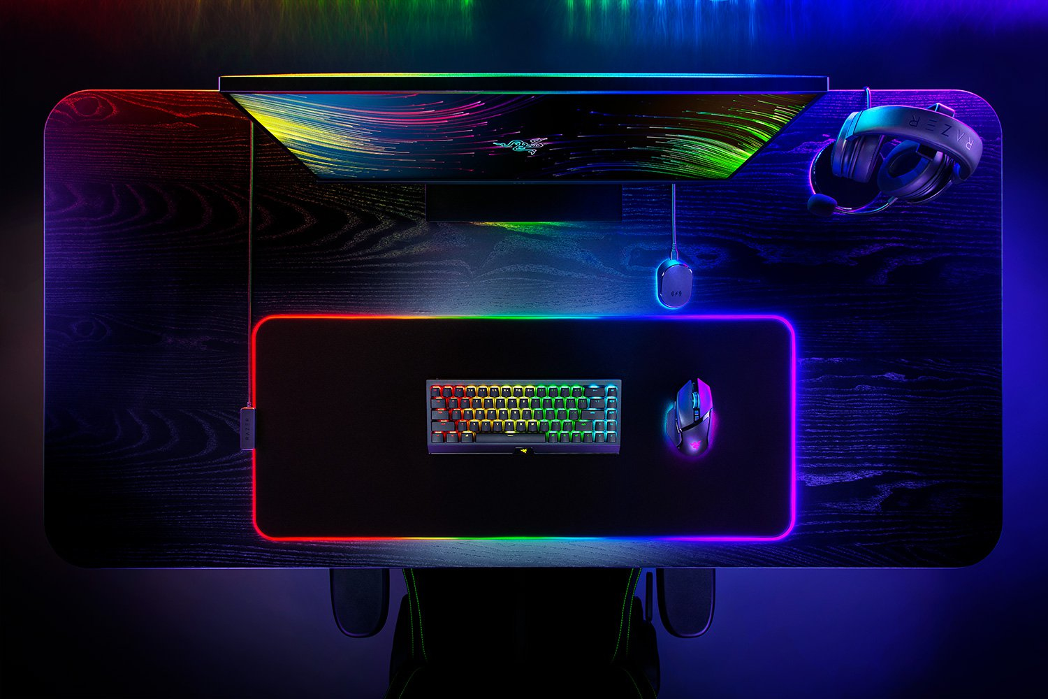 Razer Strider Chroma Extended Gaming Mousepad Soft & Hard Hybrid RGB 900x390x4mm