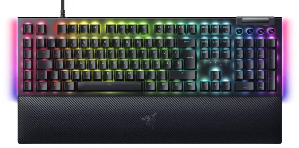 Razer BlackWidow V4 - Mechanical Gaming Keyboard (Green Switch) - (CHE Layout - QWERTZ)