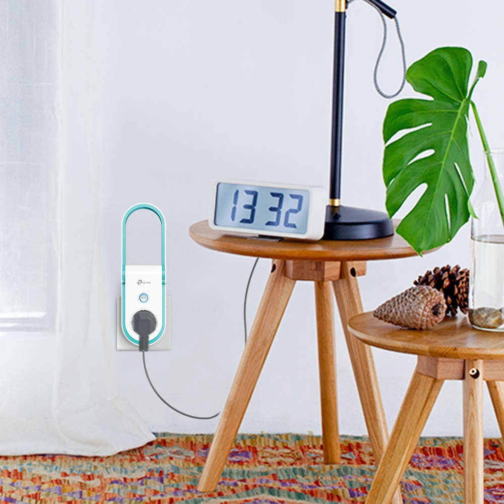 TP-Link RE365 V2.0 AC1200 Dualband WLAN-Repeater mit Steckdose, 2,4/5 GHz, 300+867 Mbit/s, 1x LAN 10/100, Weiß, EU