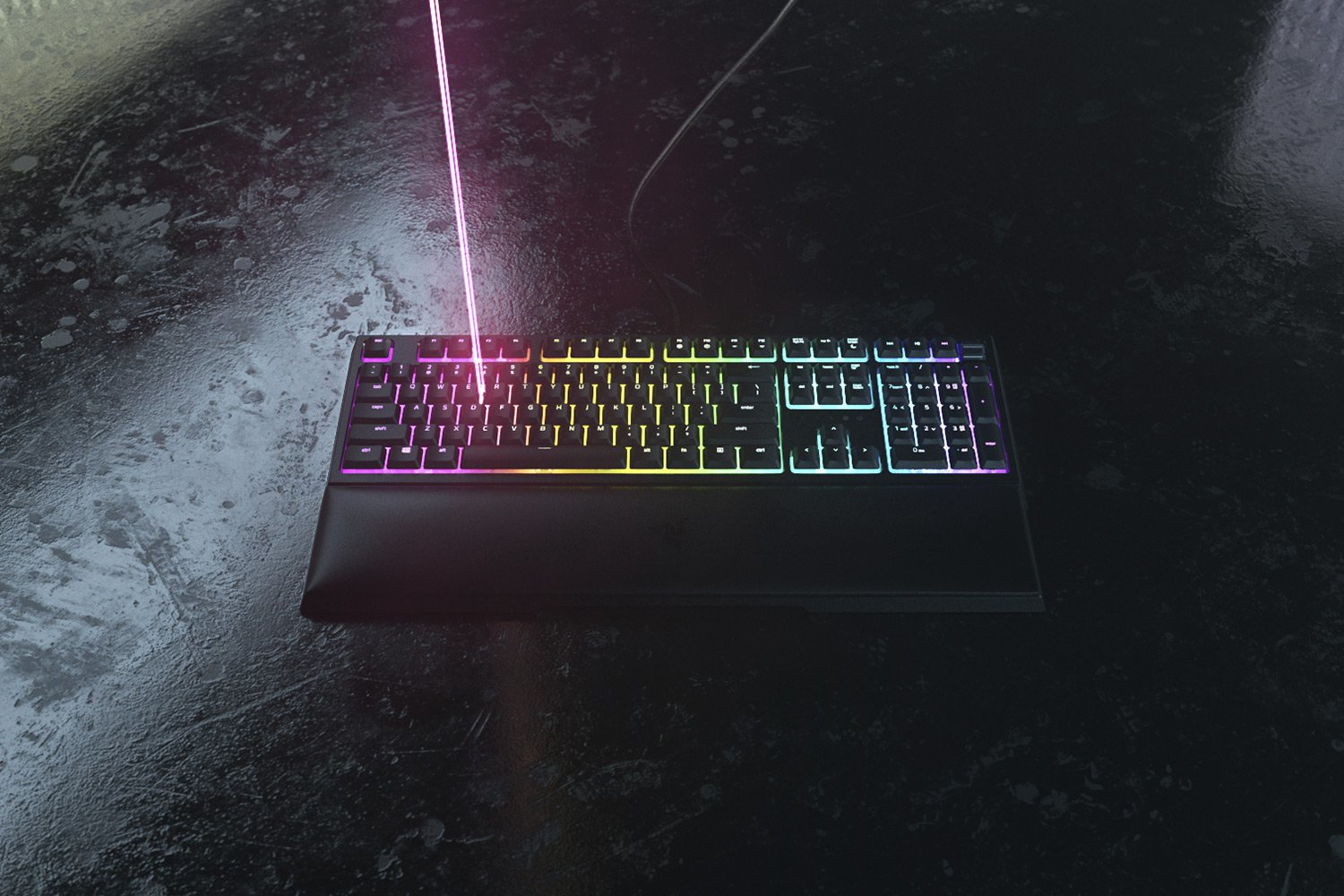Razer Ornata V2 Gaming Keyboard Mecha-Membrane Switches Chroma RGB USA Layout QWERTY ISO